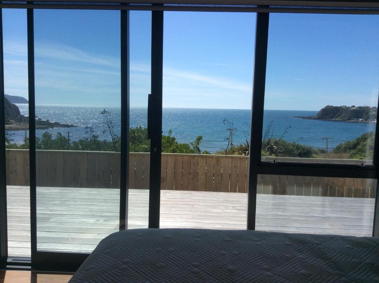 Atahu Bed & Breakfast Porirua Eksteriør bilde