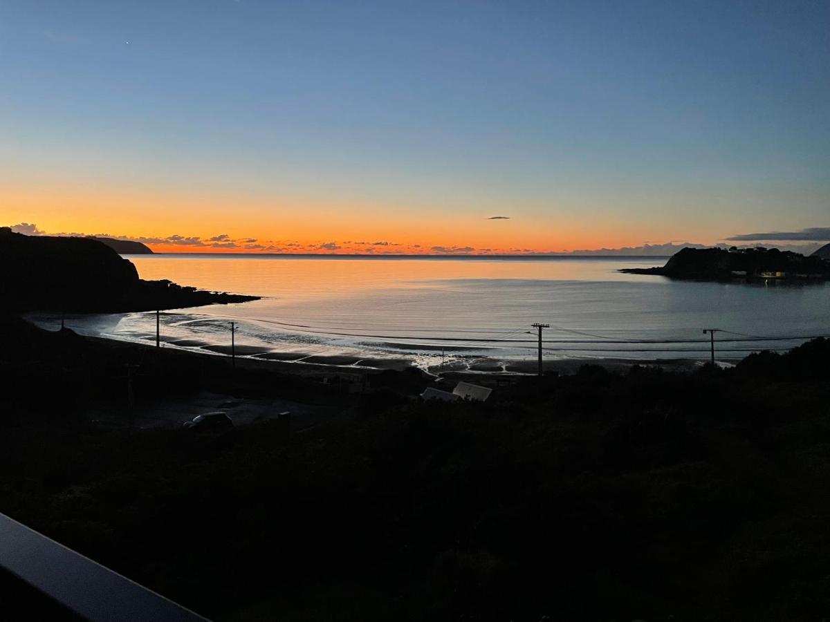 Atahu Bed & Breakfast Porirua Eksteriør bilde