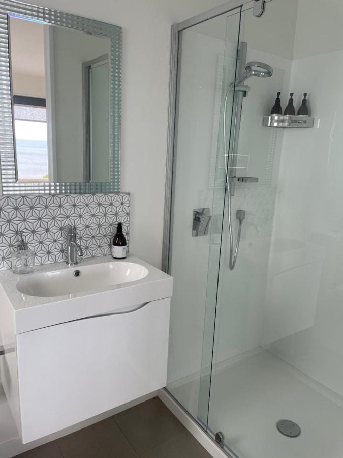 Atahu Bed & Breakfast Porirua Eksteriør bilde