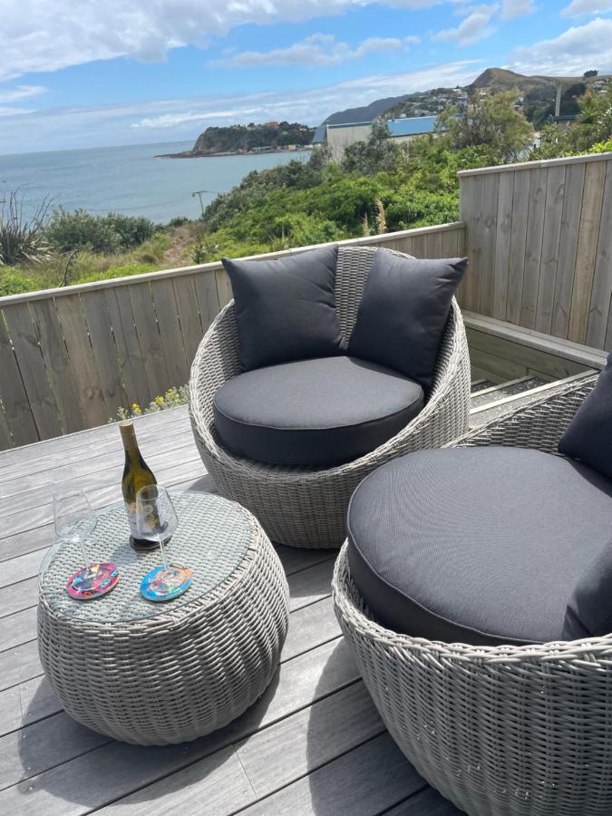 Atahu Bed & Breakfast Porirua Eksteriør bilde