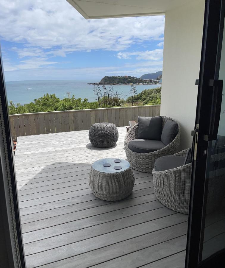 Atahu Bed & Breakfast Porirua Eksteriør bilde